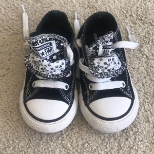 Baby girl converse size 6